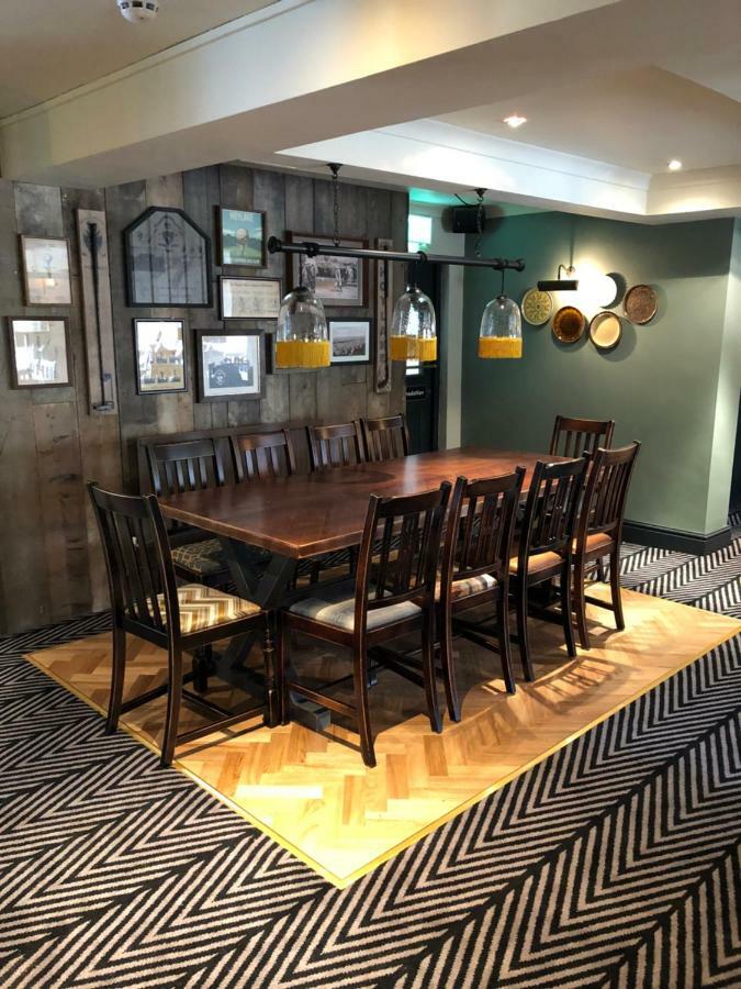הוילייק Green Lodge, Wirral By Marston'S Inns מראה חיצוני תמונה